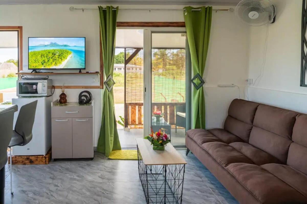 Nahi Lodge Бора-Бора Экстерьер фото
